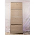 Παπουτσοθήκη Π02