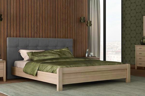 Διπλό ξύλινο κρεβάτι με ντυμένο κεφαλλάρι 155