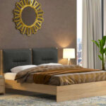 Διπλό ξύλινο κρεβάτι με ντυμένο κεφαλλάρι 1Ν08