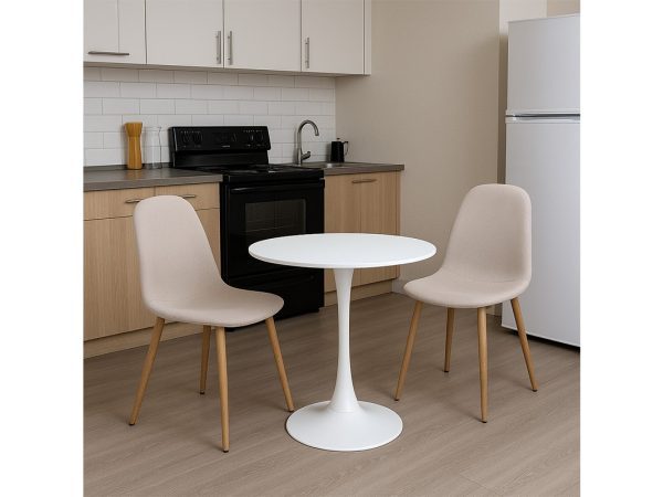 Elijah-Bella 200-001149 Ανακαλύψτε το σετ τραπεζαρίας minimal αισθητικής που συνδυάζει πρωτοποριακό design με εξαιρετική ανθεκτικότητα, ιδανικό για να αναδείξει ακόμη και τον πιο μικρό χώρο. Το σετ περιλαμβάνει τρία κομμάτια: ένα κομψό τραπέζι και δύο άνετες καρέκλες.