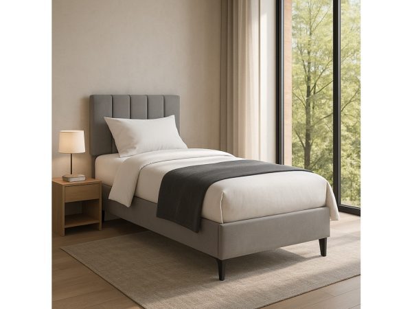 Moega 323-000014 Κρεβάτι Moega Αν αναζητάτε την απόλυτη εμπειρία πολυτέλειας, ποιότητας και πρακτικότητας, το κρεβάτι Moega είναι η ιδανική επιλογή για εσάς. Με κατασκευή από υλικά υψηλής ποιότητας, το Moega είναι σχεδιασμένο όχι μόνο για να εντυπωσιάζει αλλά και για να αντέχει στις δοκιμασίες του χρόνου και της καθημερινής χρήσης. Ιδανικό για οικιακή αλλά και επαγγελματική χρήση, προσφέρει τη σταθερότητα και την ανθεκτικότητα που χρειάζεστε.