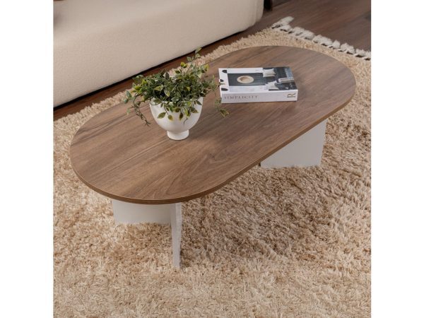 Tabletod 071-001605 Αναζητάτε ένα κομψό και πρακτικό τραπέζι σαλονιού για να ανανεώσετε τον χώρο του καθιστικού σας; Το τραπέζι Tabletod είναι η ιδανική επιλογή για εσάς. Με απλό αλλά εντυπωσιακό σχεδιασμό, το Tabletod μπορεί να ταιριάξει άψογα με διάφορους τύπους καναπέδων και χαλιών, προσφέροντας μια minimal κομψότητα που θα κλέψει τις εντυπώσεις.