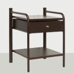 Κομοδίνο Νο4